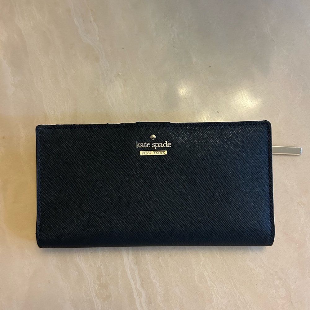 kate spade Black Saffiano Zip Continental Wallet with Gold Logo